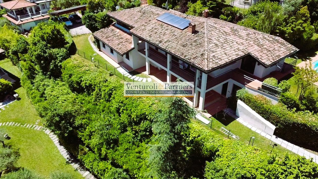 Villa in Soiano del Lago, Lombardy, Italy 3 - 15754221