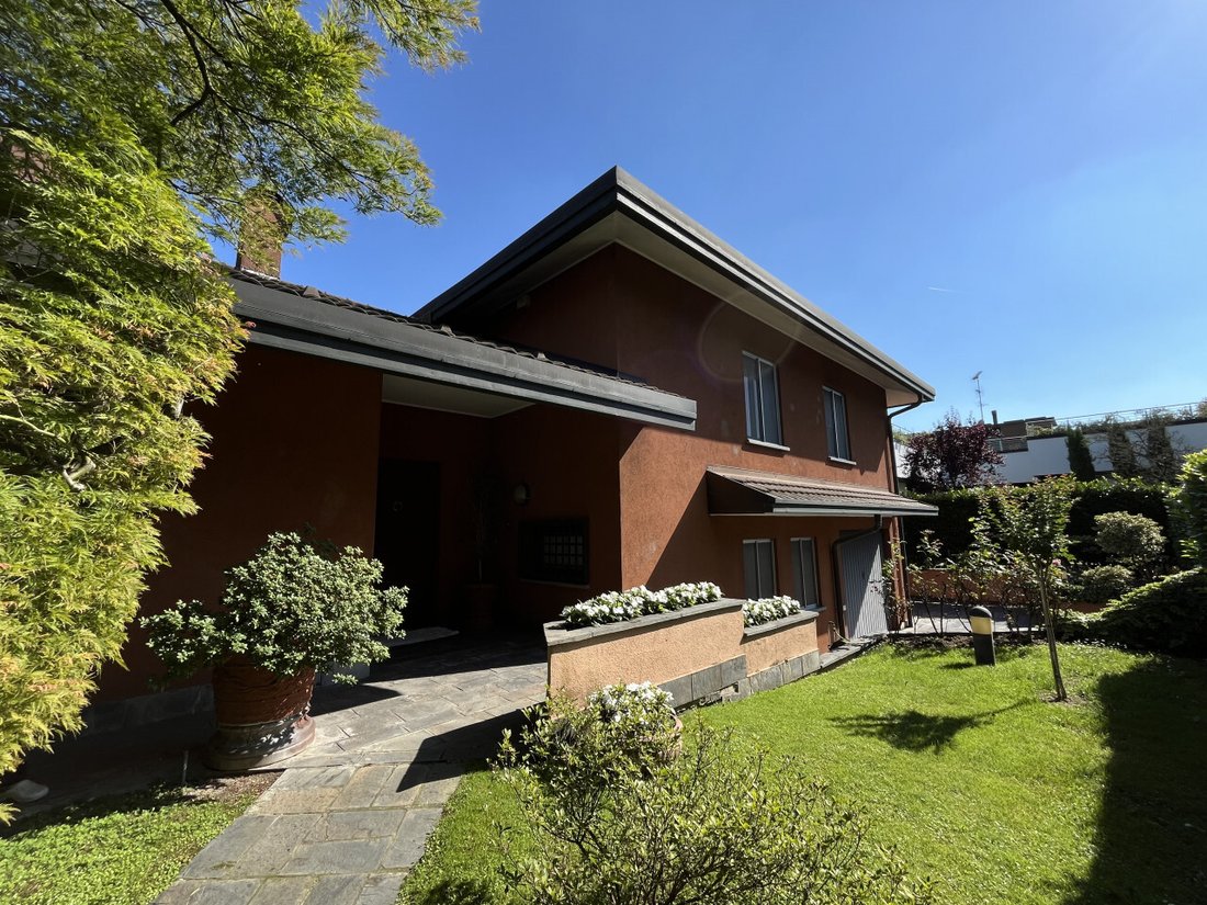 Villa in Trezzano sul Naviglio, Lombardy, Italy 4 - 14457719