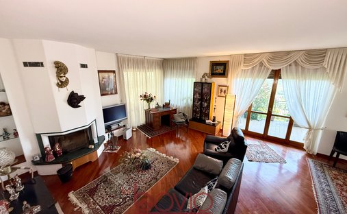House in San Mauro Torinese, Piedmont, Italy 1