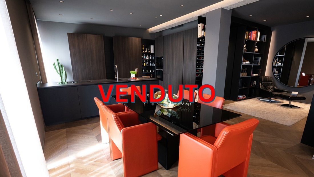 Apartment in Center, Verona, Veneto 1 - 14147009