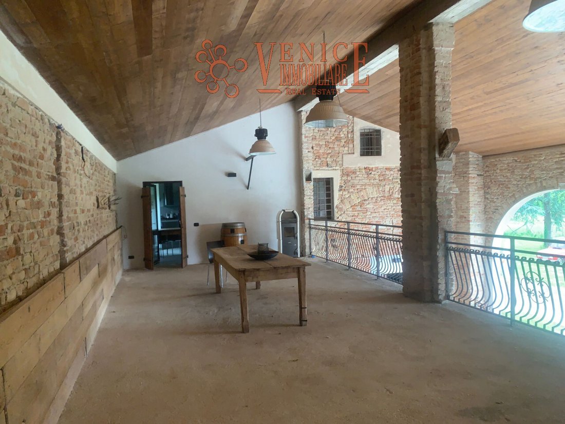 House in Piazzola sul Brenta, Veneto, Italy 4 - 14335963