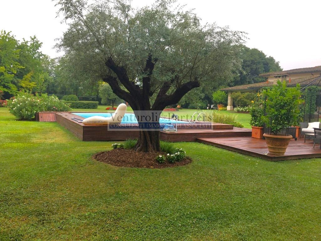 Villa in Mazzano, Lombardy, Italy 2 - 12527486