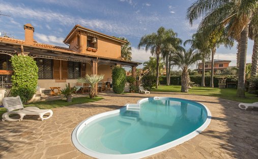 Villa in Spinaceto - Mezzocammino, Rome, Lazio 1