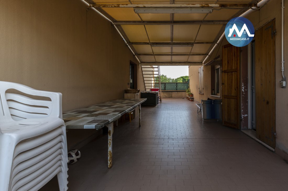 La Palazzina dei Sogni: A Timeless Canvas in Pesaro’s Golden Light - 5