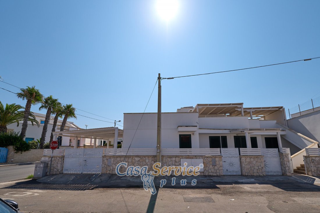 Villa in Marina di Mancaversa-Giannelli, Apulia, Italy 4 - 15455128