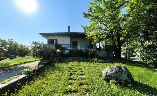 Land in Nogarole Rocca, Veneto, Italy 1