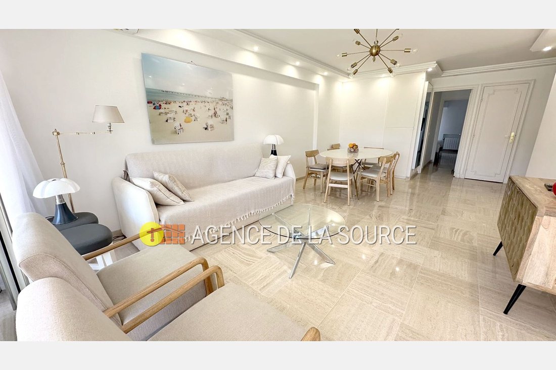 Apartment in La Source, Cannes, France 5 - 16021999