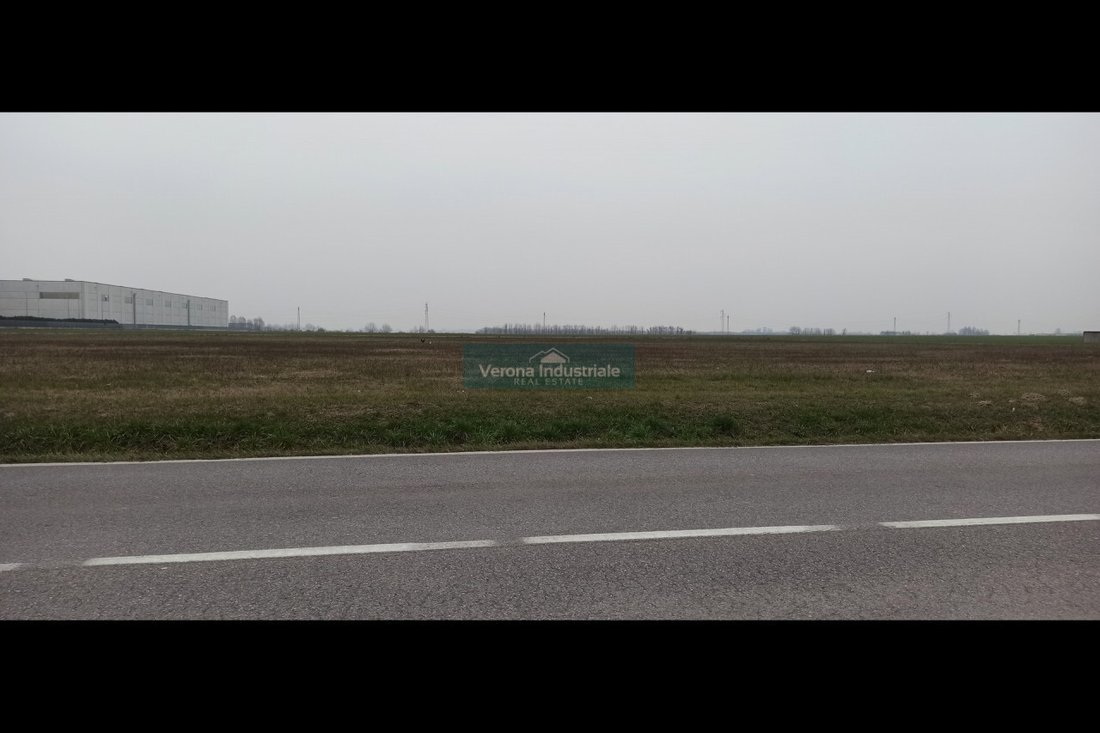Land in Bovolone, Veneto, Italy 4 - 13004500