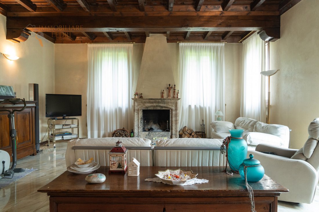 Villa in Villanova De Bellis, Lombardy, Italy 4 - 15929912
