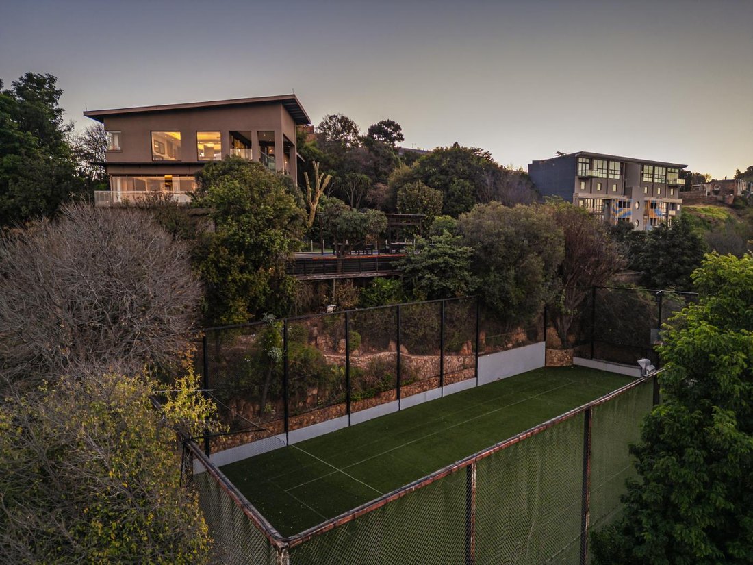 House in Northcliff, Gauteng, South Africa 5 - 16022934