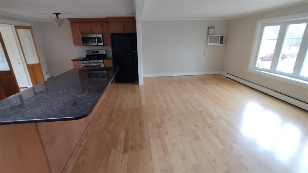House in Saugus, Massachusetts, United States 2 - 16022763