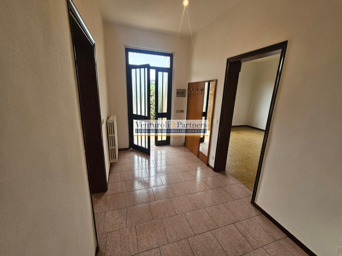 House in Manerba del Garda, Lombardy, Italy 3 - 15712615