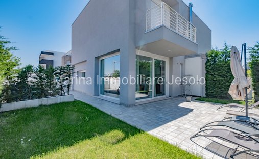 House in Lido di Jesolo, Jesolo, Veneto 1