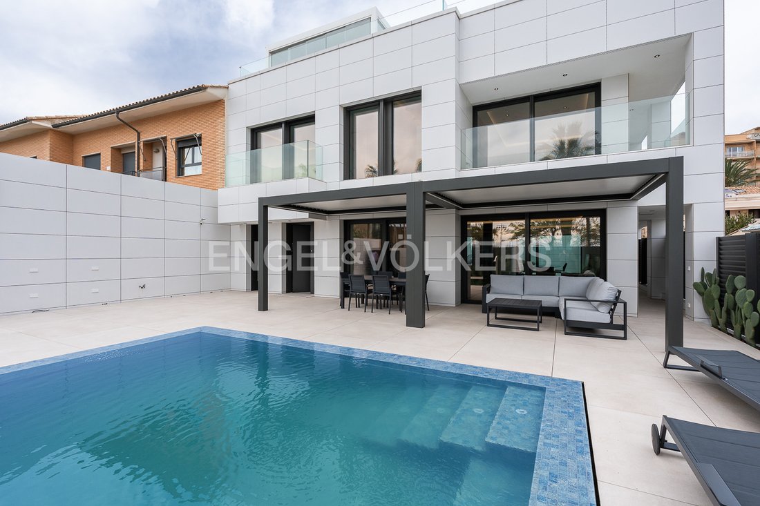 House in Playa De La Malvarrosa, Poblats Maritims, Valencia 3 - 16023582