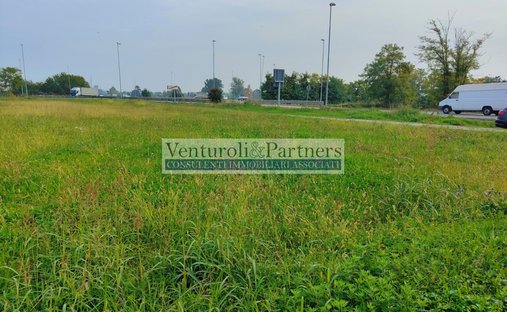 Castle for Sale in Sant'Antonio, Tuscany, Italy