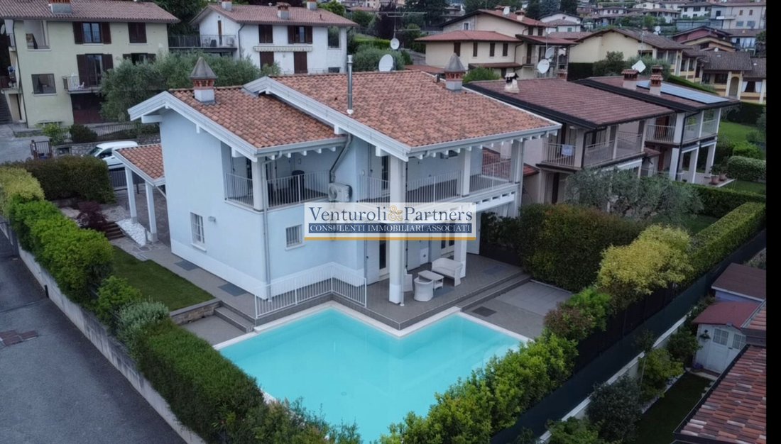 Villa in Polpenazze del Garda, Lombardy, Italy 2 - 15668557
