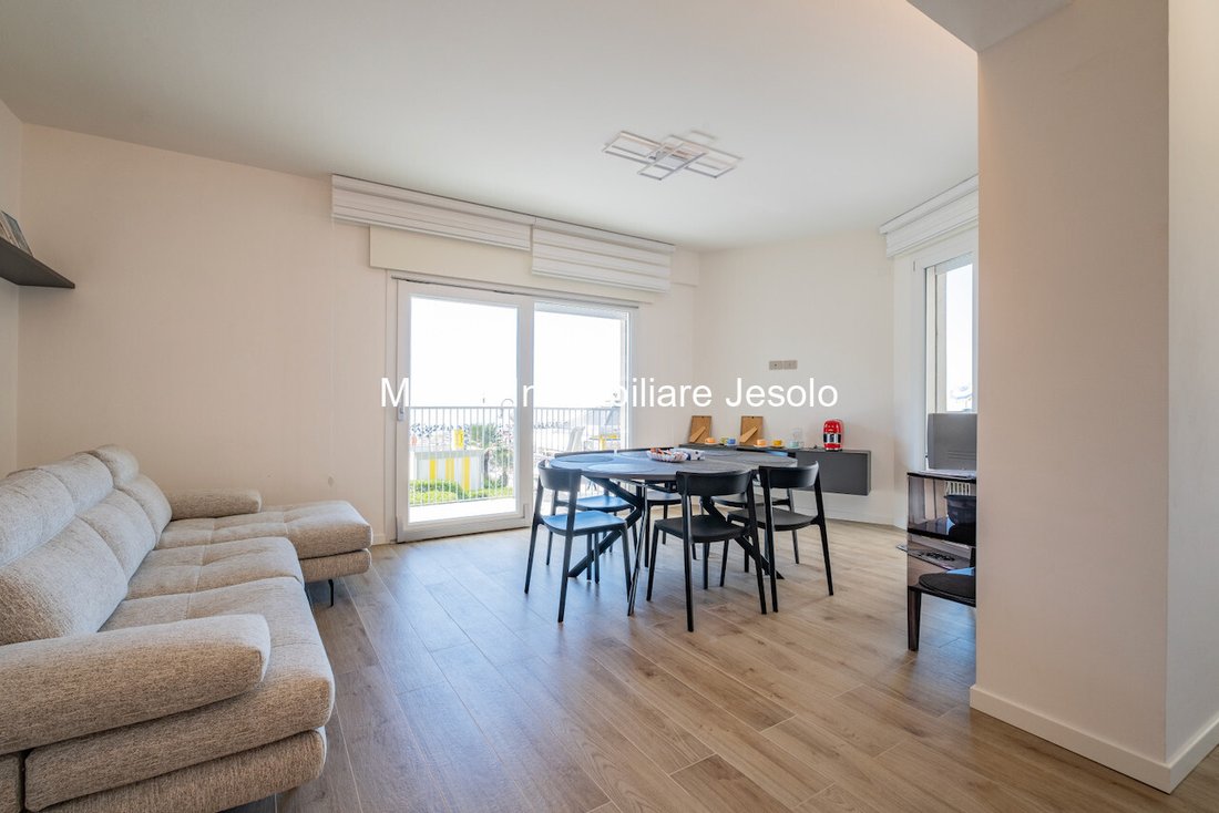 Apartment in Lido di Jesolo, Jesolo, Veneto 2 - 14787981