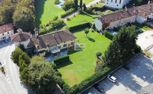 Villa a Pedavena, Veneto, Italia 1