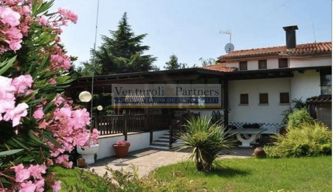 Villa in Soiano del Lago, Lombardy, Italy 2 - 13656420