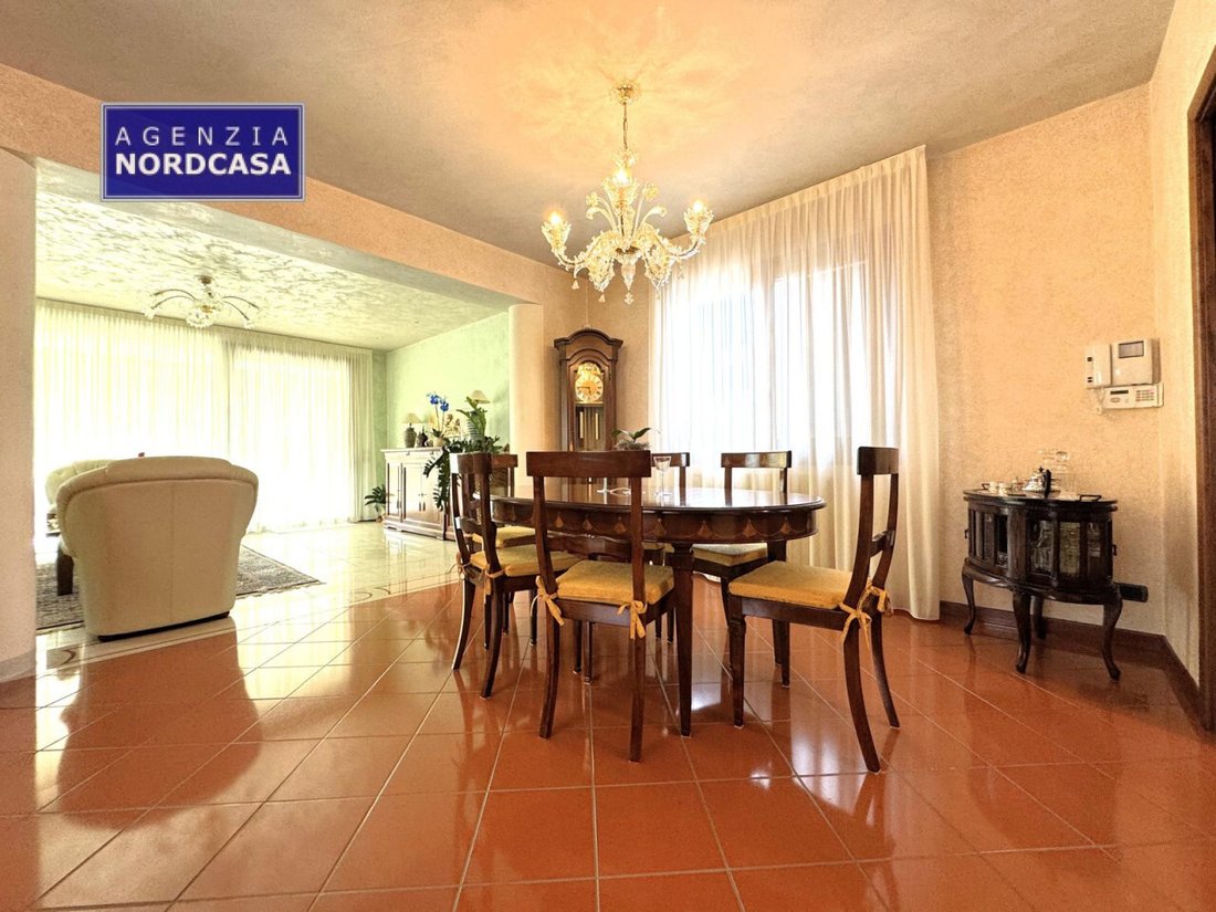 Villa in Stra, Veneto, Italy 4 - 15511304