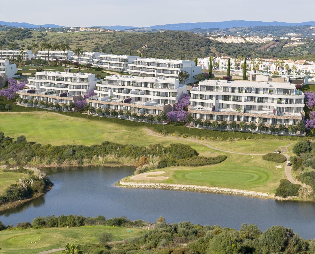 Penthouse in La Linea de la Concepcion, Andalusia, Spain 4 - 16023986