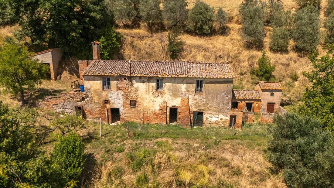 Country House in Montepulciano, Tuscany, Italy 3 - 16022855