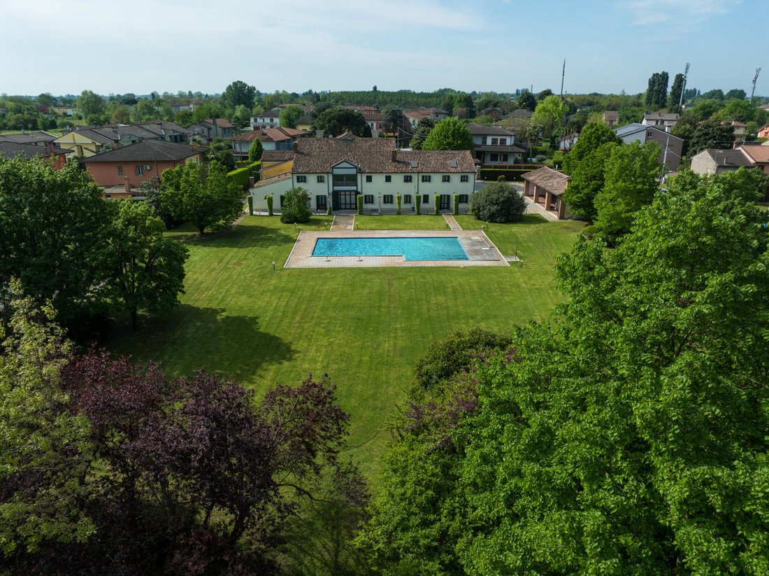 Villa in Ospedaletto Euganeo, Veneto, Italy 2 - 14174016
