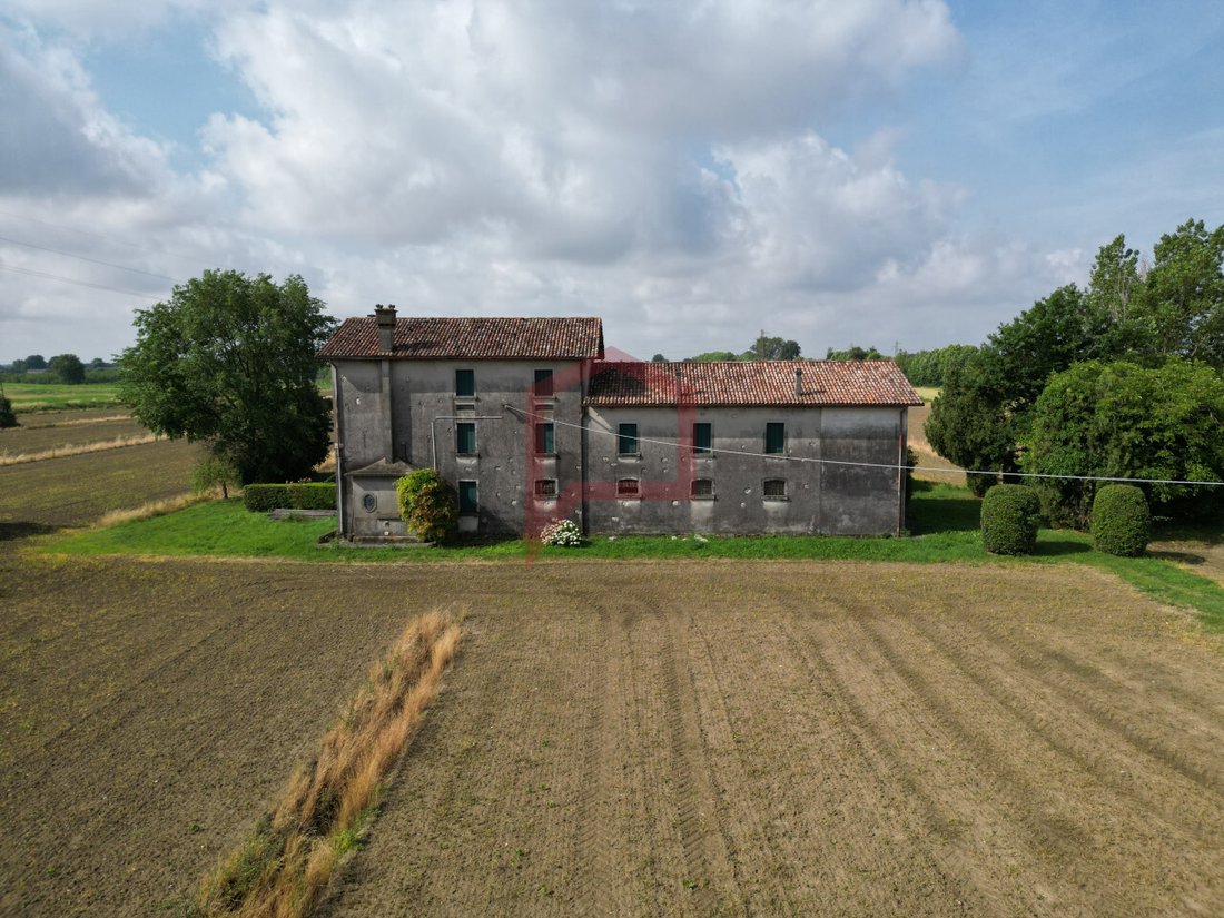 House in Roncade, Veneto, Italy 2 - 15873019