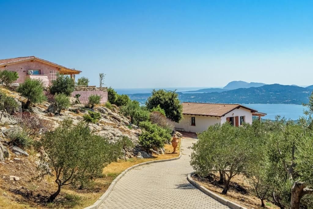 Villa in Porto Rotondo, Olbia, Sardinia 3 - 15028831