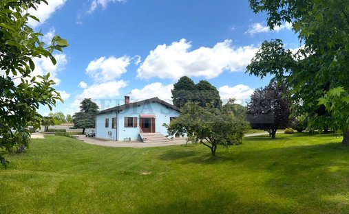 Villa in Garlasco, Lombardy, Italy 1