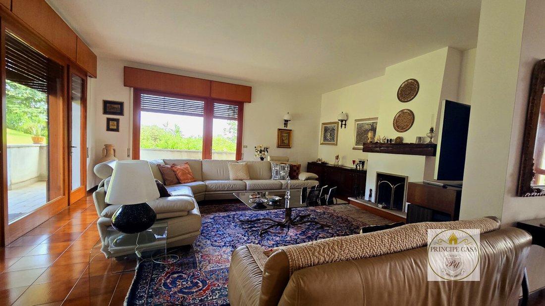 House in Calaone, Veneto, Italy 5 - 14484374