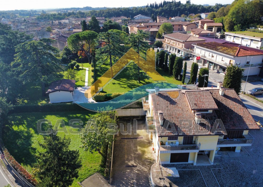 Lago di Garda’s Hidden Crown: A Palace of Timeless Elegance in Verona’s Embrace