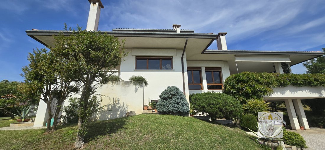 House in Calaone, Veneto, Italy 2 - 14484374