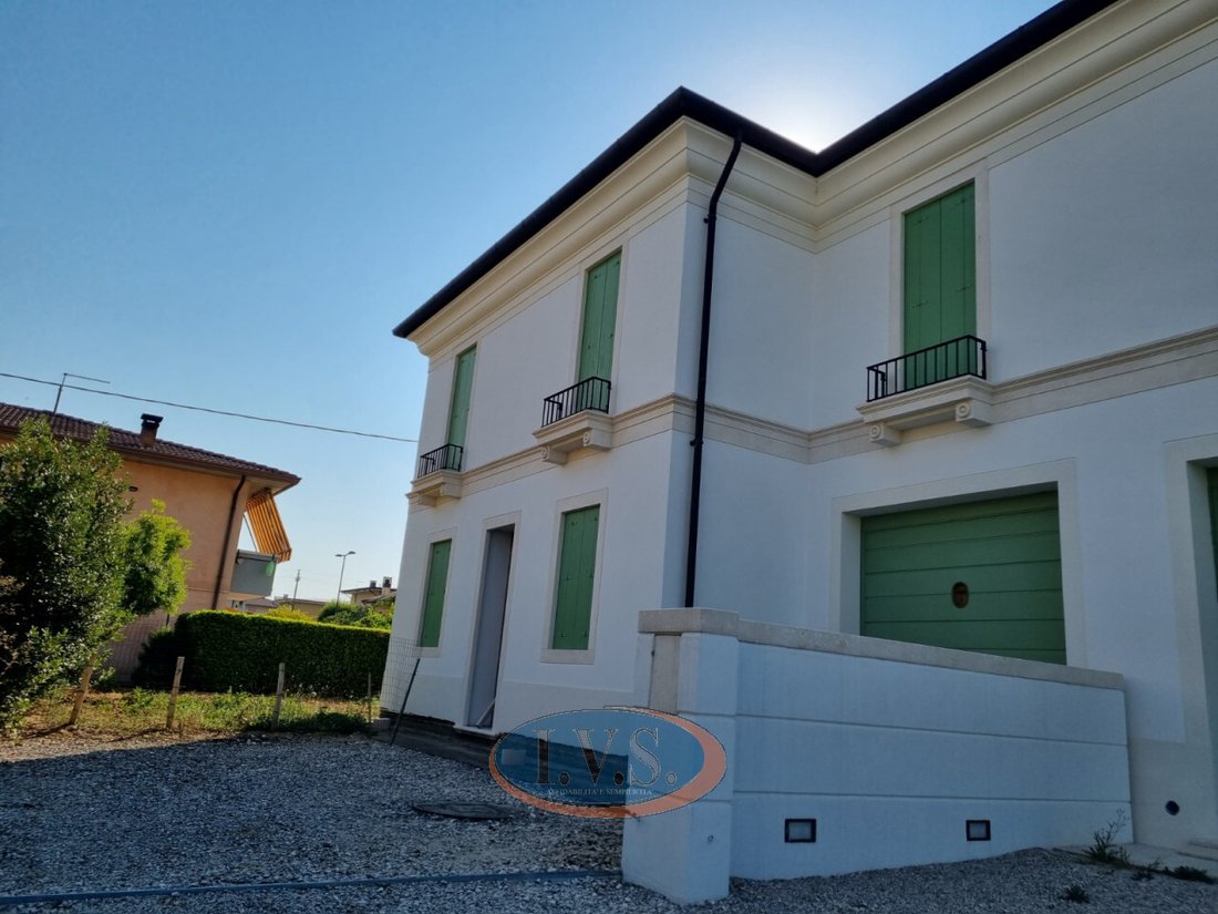 House in Montegaldella, Veneto, Italy 2 - 13547461