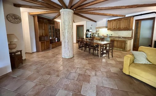Maison à Fractions Périphériques, Olbia, Sardaigne 1