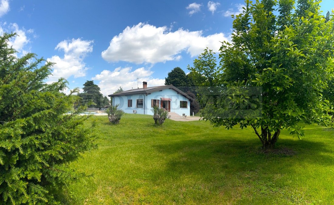 Villa in Garlasco, Lombardy, Italy 5 - 15656573