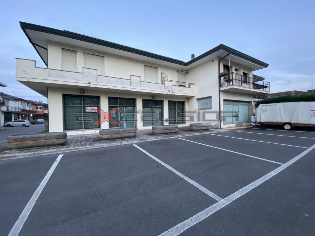 Apartment in Cavarzere, Veneto, Italy 4 - 12375501