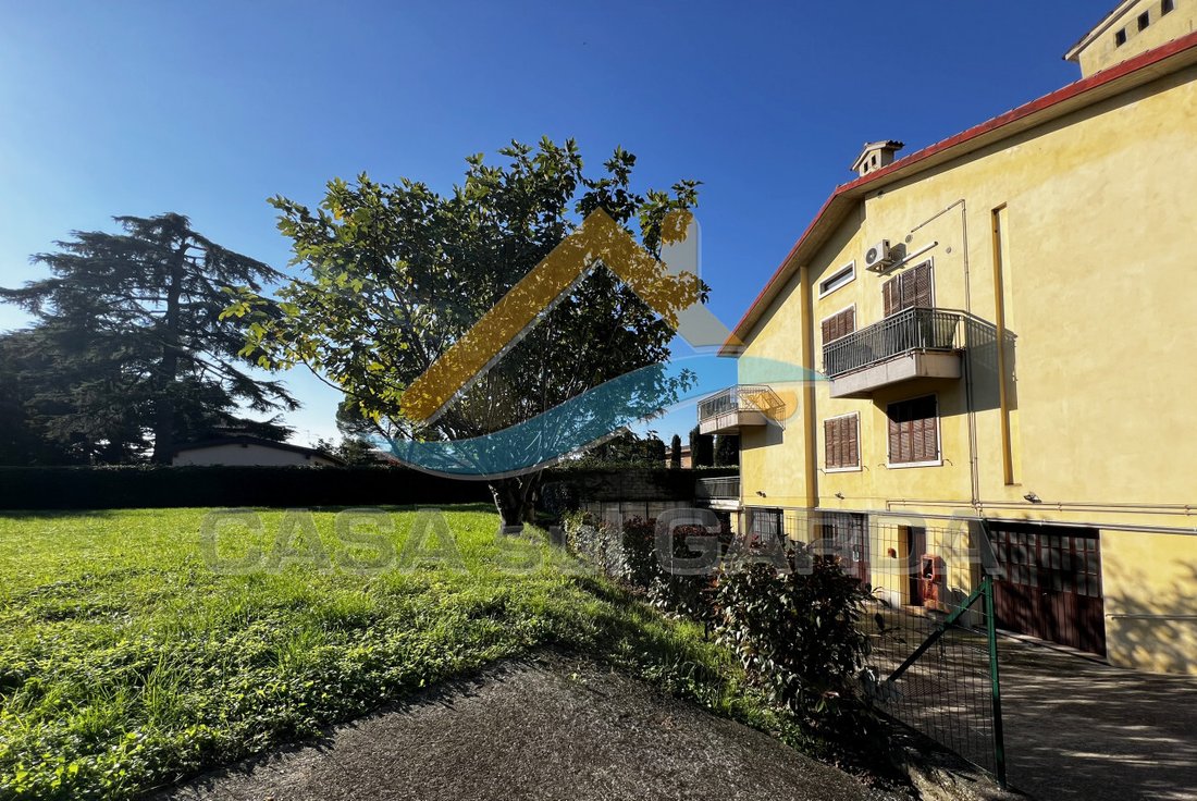 Lago di Garda’s Hidden Crown: A Palace of Timeless Elegance in Verona’s Embrace