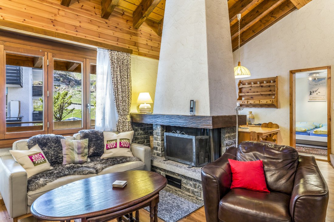 Quiet And Central Duplex Penthouse With In Zermatt, Valais, Switzerland ...
