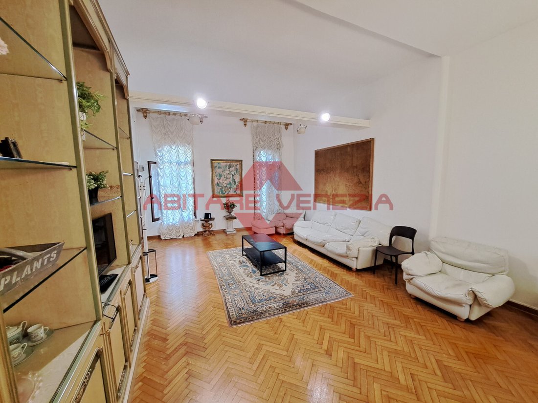 Apartment in San Marco, Venice, Italy 1 - 15330162