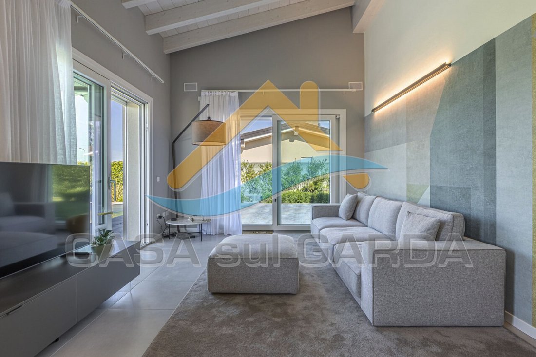 Villa in Ponti sul Mincio, Lombardy, Italy 1 - 15080370