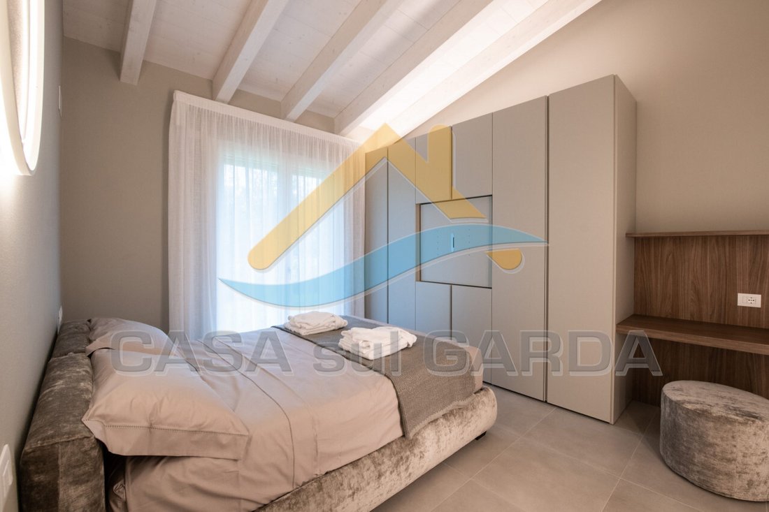 Villa in Historic Center, Lonato del Garda, Lombardy 4 - 13969107