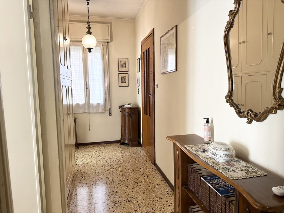 Modena’s Hidden Palazzo: A Dual-Sanctuary in Mirandola’s Heart
