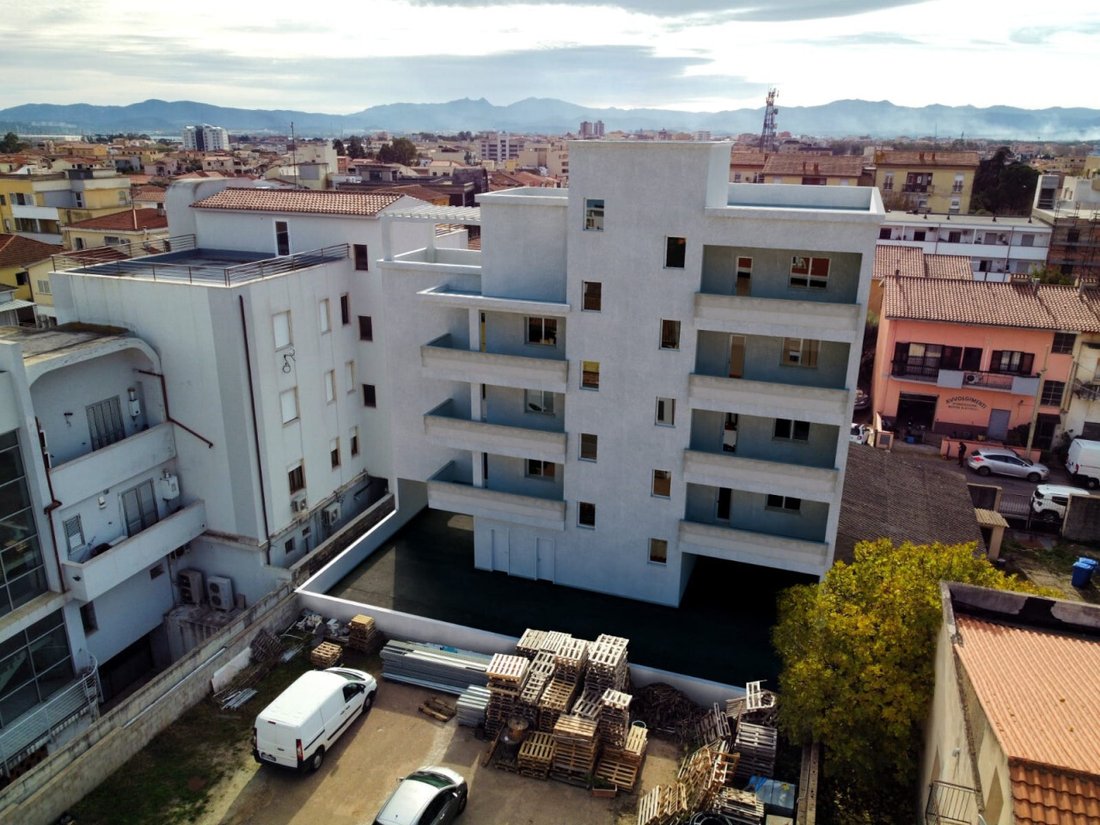 Apartment in Aldo Moro Avenue, Olbia, Italy 5 - 15432838