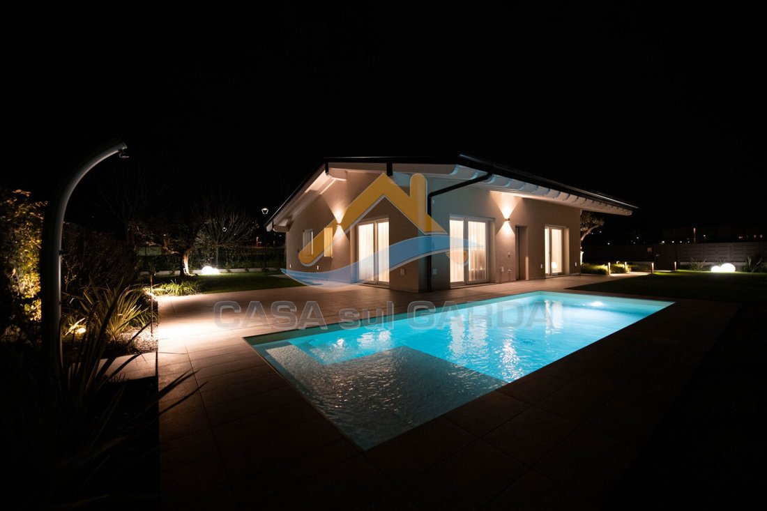 Villa in Raffa, Lombardy, Italy 5 - 13969119