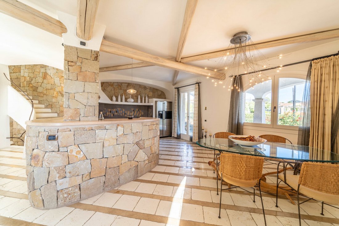 Villa in Olbia, Sardinia, Italy 4 - 13656471