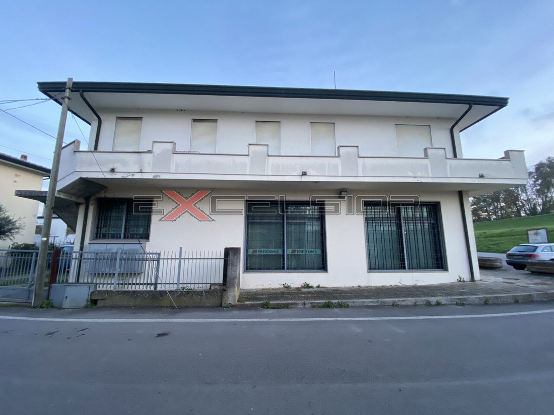 Apartment in Cavarzere, Veneto, Italy 2 - 12375501