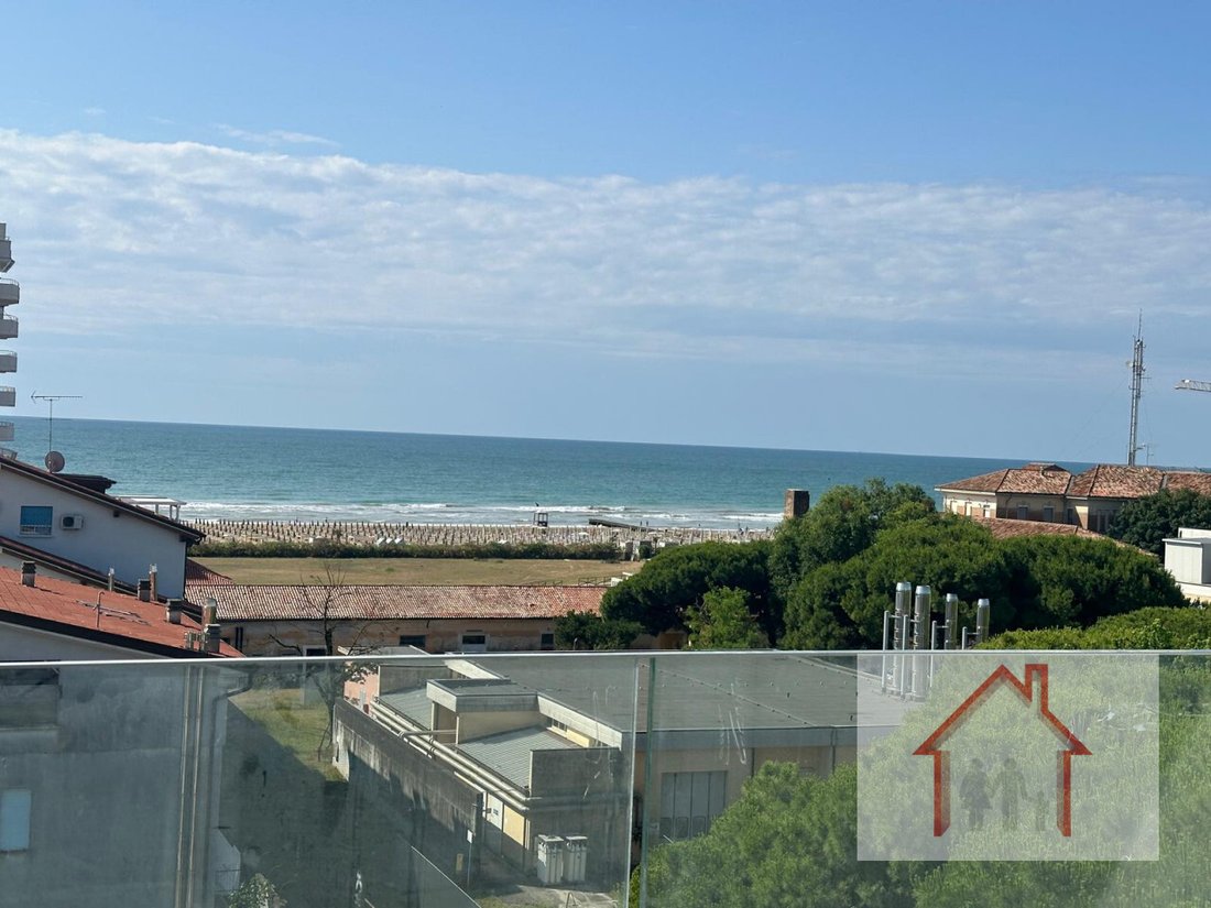 Apartment in Lido di Jesolo, Jesolo, Veneto 3 - 15994286