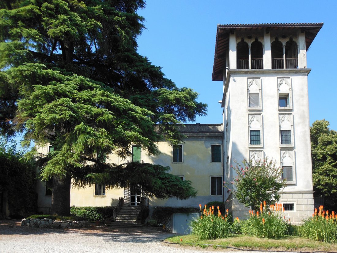 Villa in Longare, Veneto, Italy 2 - 13637057