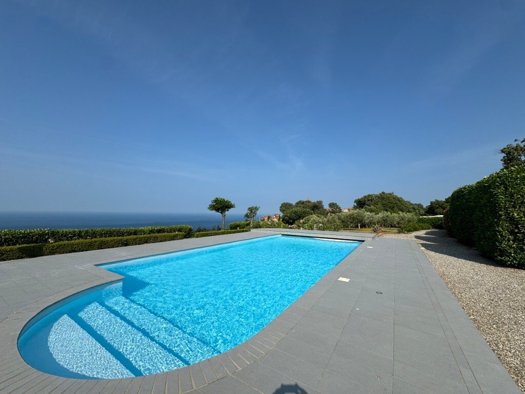 Villa in Contovello, Friuli – Venezia Giulia, Italy 2 - 15539056